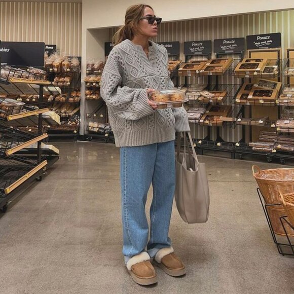 UGG Women's Disquette Slipper - Picture 5 of 15